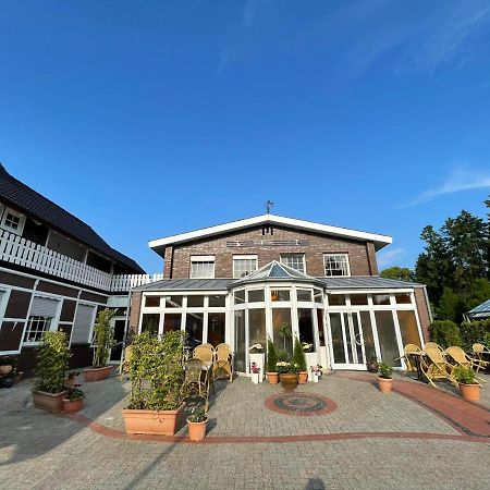 Hotel Ammerlaender Stuben Varel Buitenkant foto