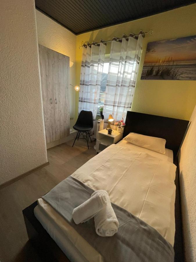 Hotel Ammerlaender Stuben Varel Buitenkant foto