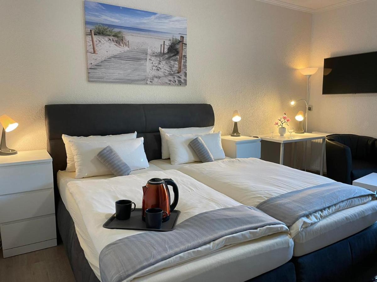Hotel Ammerlaender Stuben Varel Buitenkant foto