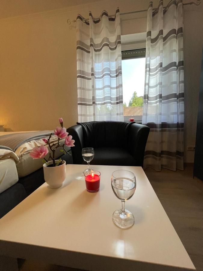 Hotel Ammerlaender Stuben Varel Buitenkant foto