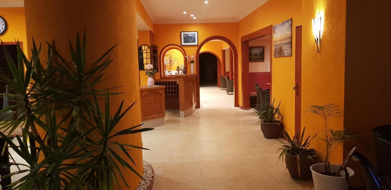 Hotel Ammerlaender Stuben Varel Buitenkant foto