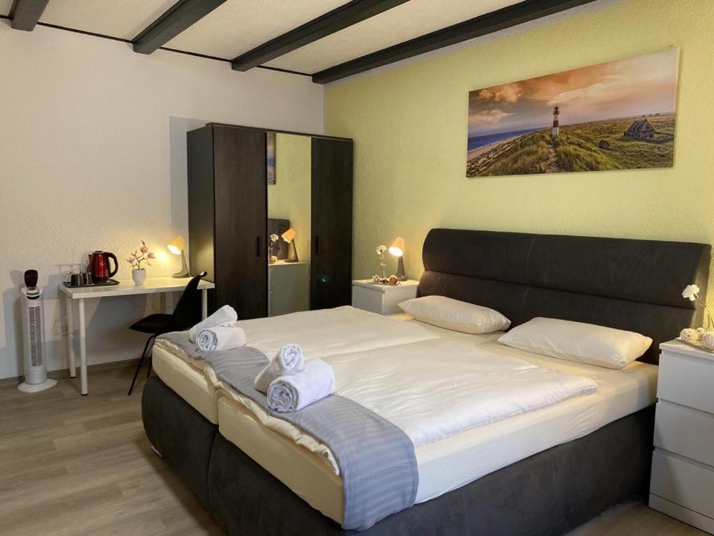 Hotel Ammerlaender Stuben Varel Buitenkant foto