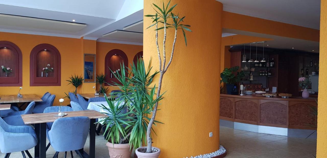 Hotel Ammerlaender Stuben Varel Buitenkant foto