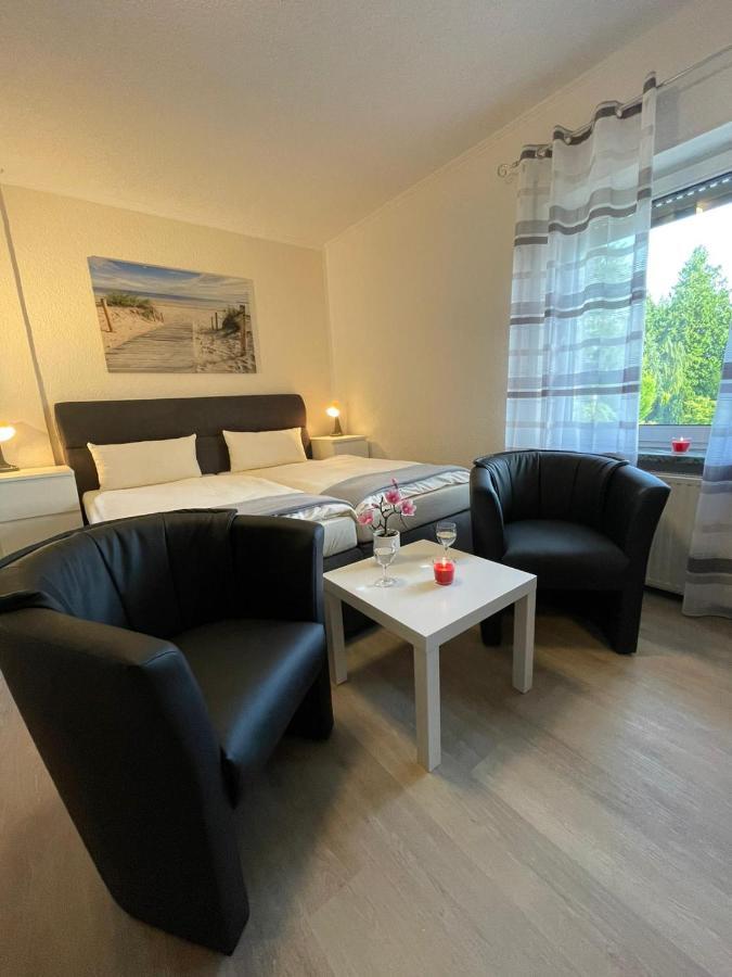 Hotel Ammerlaender Stuben Varel Buitenkant foto